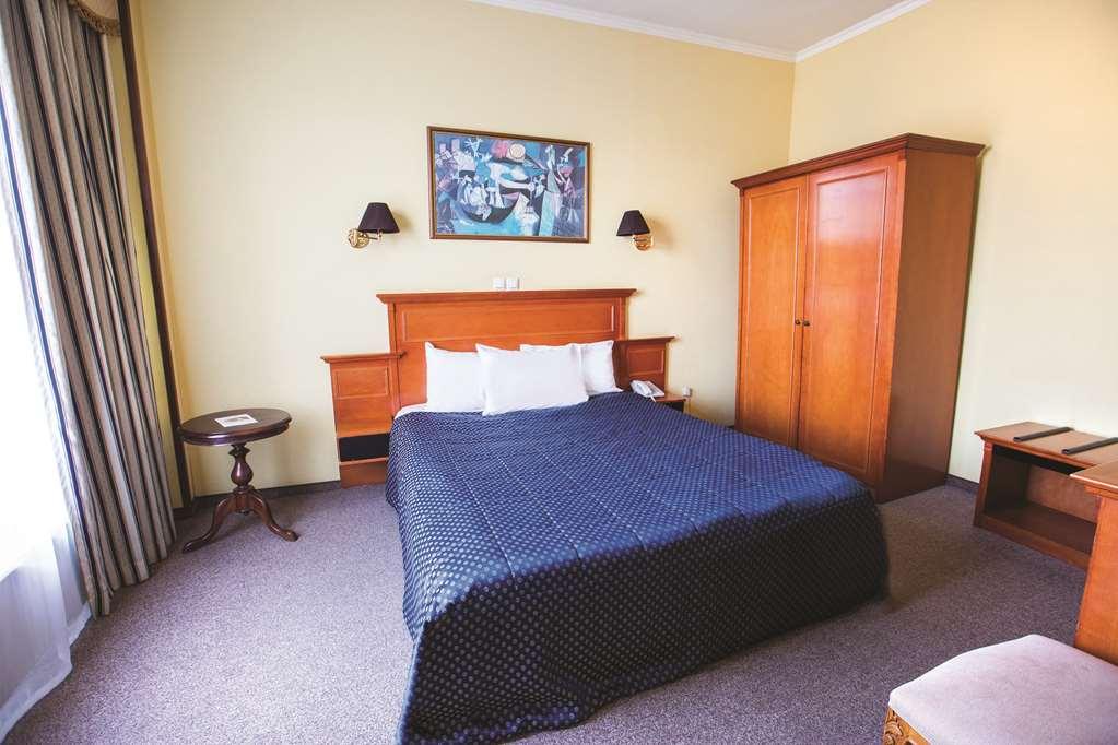 Готель Дніпро Kyiv Quarto foto